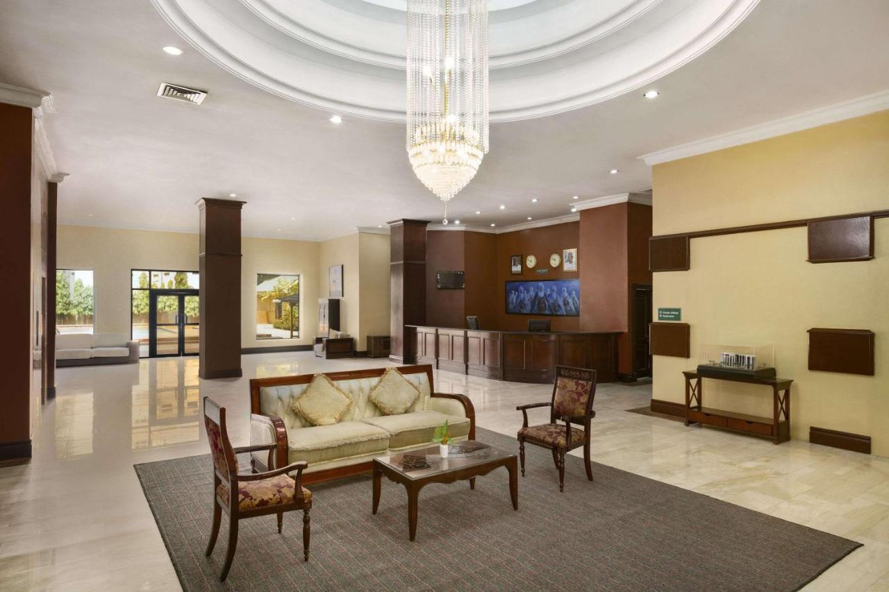Hawthorn Suites By Wyndham Abuja Exteriér fotografie