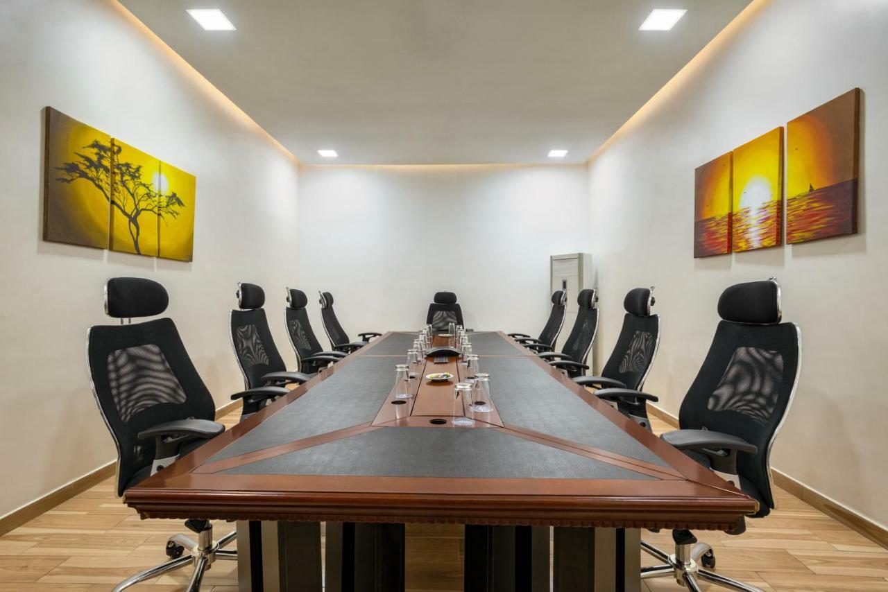 Hawthorn Suites By Wyndham Abuja Exteriér fotografie