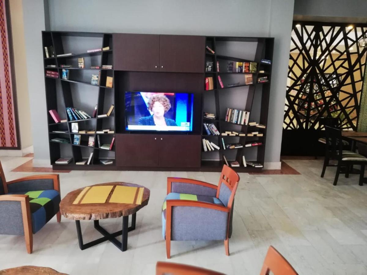 Hawthorn Suites By Wyndham Abuja Exteriér fotografie